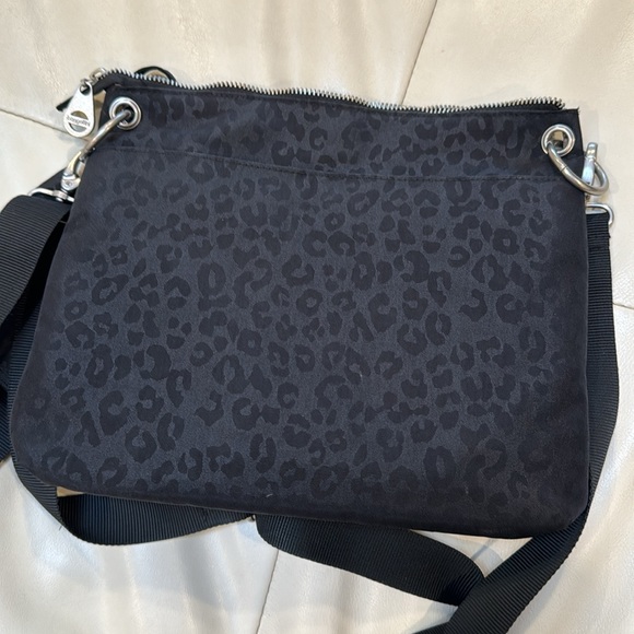 Baggalini Everywhere Bag black Leopard - Picture 4 of 4